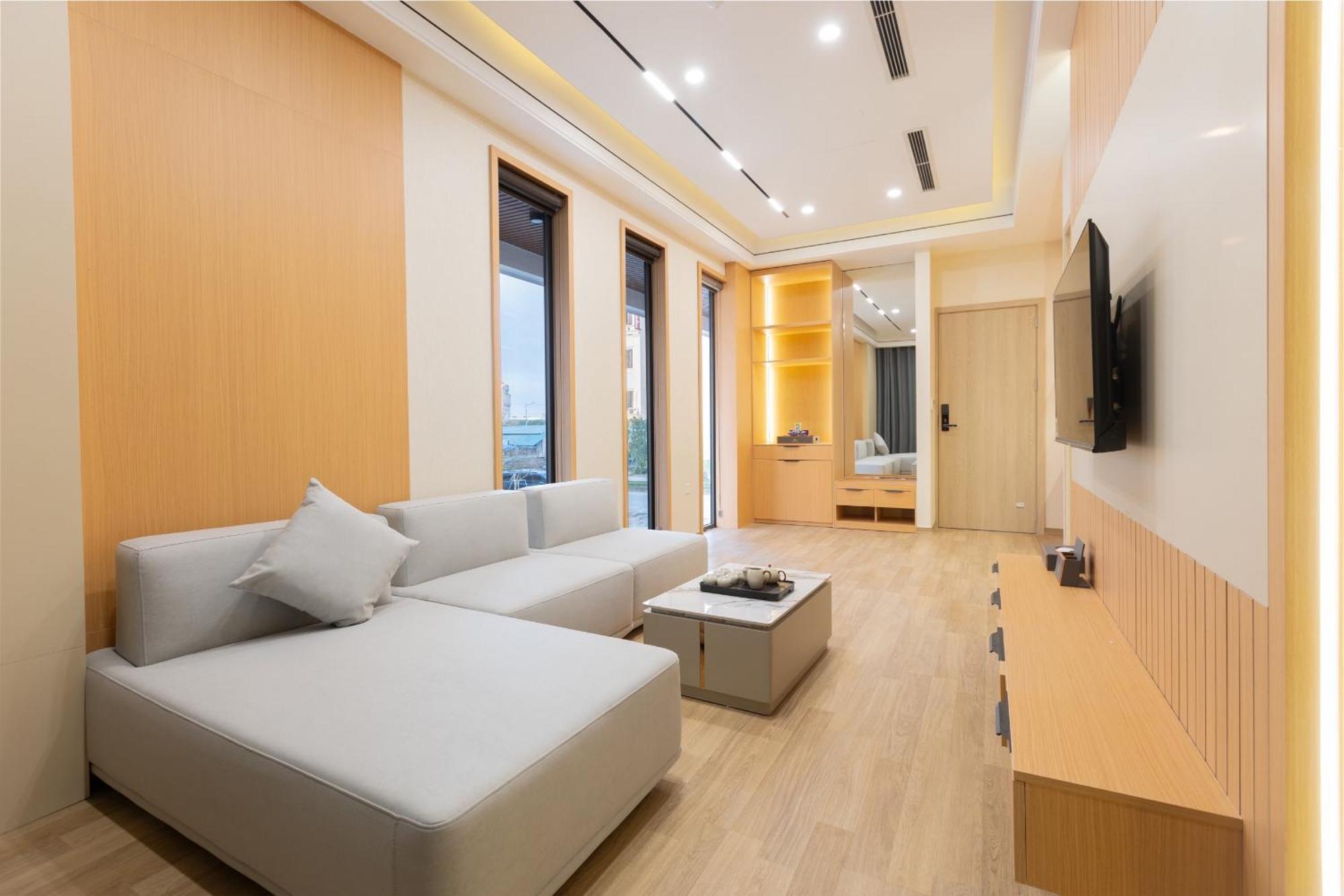 Sunshine Apartment Hotel Mong Cai Buitenkant foto